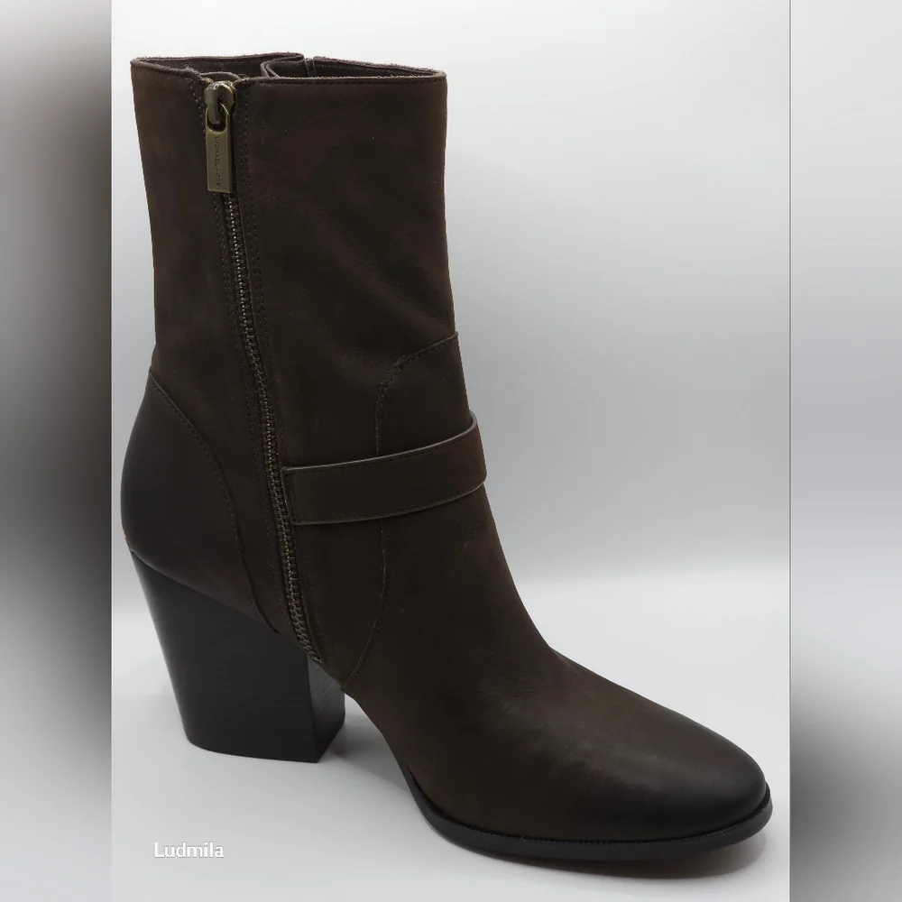 MICHAEL Michael Kors women's size 8 Ashton‎ mid brown leather bootie